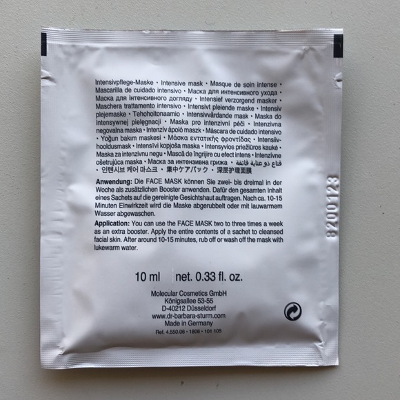 Dr. Barbara Sturm: Face Mask (One Only - Individual Travel Pack) - Picture 2 of 2